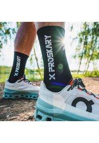 PROSKARY - Skarpety sportowe antypoślizgowe Proskary X-Light. Kolor: czarny, biały, wielokolorowy. Materiał: materiał. Sport: piłka nożna