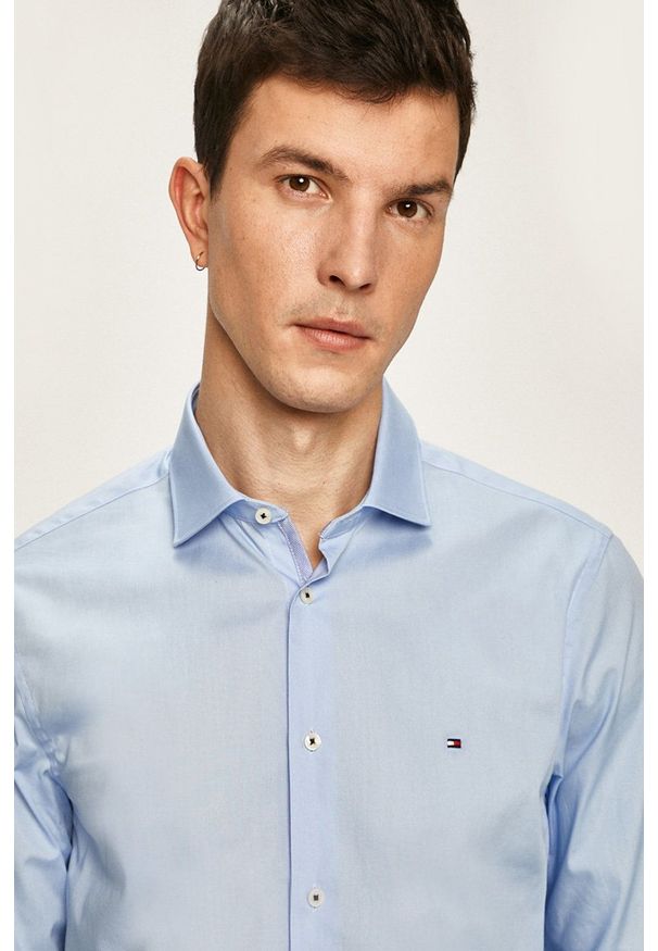 Tommy Hilfiger Tailored - Koszula. Typ kołnierza: kołnierzyk klasyczny. Kolor: niebieski. Styl: klasyczny