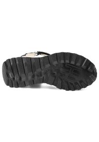 Sandały damskie Hispanitas, cholewka ze skóry naturalnej paskowa konstrukcja z regulowanym zapięciem elastyczna podeszwa zapewniająca stabilność i ko. Okazja: na spacer, na co dzień. Zapięcie: pasek. Kolor: biały. Materiał: skóra. Wzór: motyw zwierzęcy, paski. Sezon: lato. Styl: casual #4