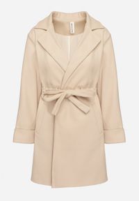Born2be - Beżowy Płaszcz o Szlafrokowym Kroju z Marszczeniem w Talii i Wiązanym Paskiem Sartissa. Okazja: na co dzień. Kolor: beżowy. Materiał: jeans. Długość rękawa: długi rękaw. Długość: długie. Styl: klasyczny, casual, elegancki #2