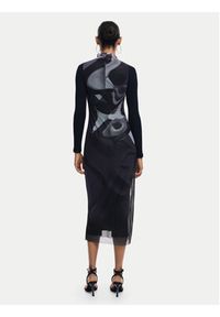 Desigual Sukienka codzienna Lincoln 24WWVK58 Szary Slim Fit. Okazja: na co dzień. Kolor: szary. Materiał: syntetyk. Typ sukienki: proste. Styl: casual #3