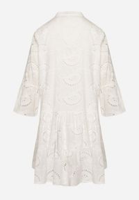 Born2be - Biała Rozkloszowana Sukienka Boho z Haftowanej Tkaniny z Bawełny Loraviel. Okazja: na spacer, na imprezę, na co dzień. Typ kołnierza: dekolt w kształcie V. Kolor: biały. Materiał: tkanina, bawełna. Wzór: haft. Styl: boho #5