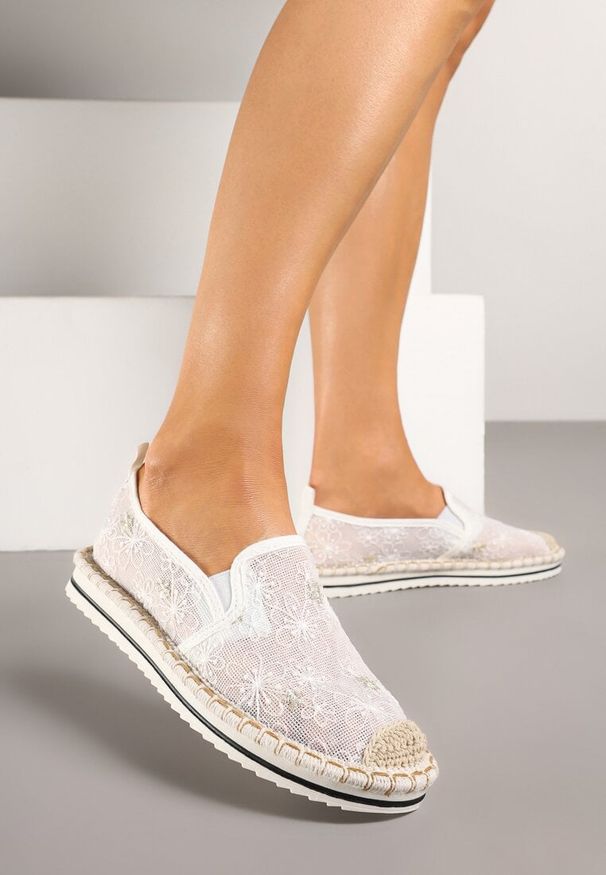 Born2be - Białe Espadryle Ozdobione Plecionką Erelitia. Okazja: na co dzień, na imprezę, na spacer. Kolor: biały. Materiał: jeans. Szerokość cholewki: normalna. Wzór: aplikacja. Sezon: lato. Styl: casual