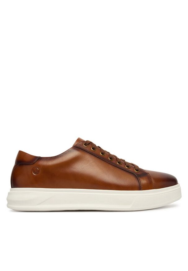 Clarks Sneakersy Goswell Tie 26186561 Brązowy. Kolor: brązowy. Materiał: skóra