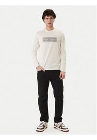 Armani Exchange Longsleeve XM002820 AF10356 U1074 Écru Regular Fit. Materiał: bawełna. Długość rękawa: długi rękaw #3
