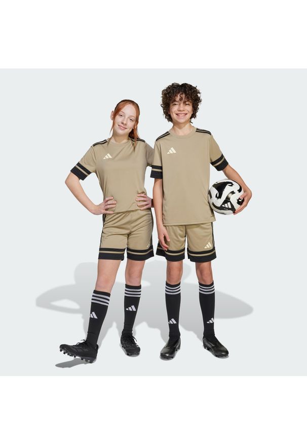 Adidas - Szorty Squadra 25 Kids. Kolor: wielokolorowy, czarny, brązowy, czerwony, zielony. Materiał: materiał