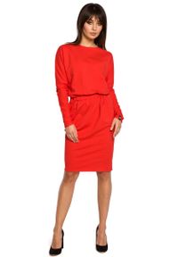 MOE - Czerwona Sukienka z Gumką w Pasie. Kolor: czerwony. Materiał: bawełna, elastan #1