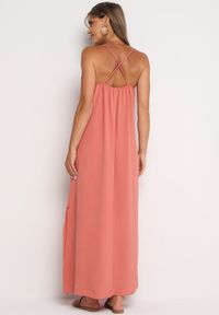 Born2be - Różowa Taliowana Sukienka na Ramiączkach Rivaniell. Okazja: na co dzień, na imprezę. Kolor: różowy. Materiał: jeans. Długość rękawa: na ramiączkach. Typ sukienki: oversize. Styl: casual, elegancki #5