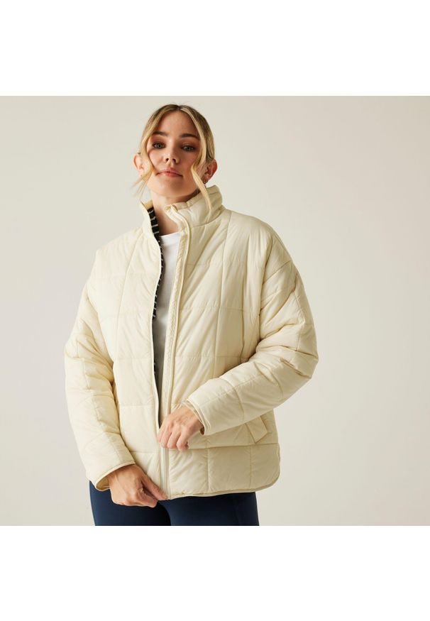 Regatta - Kurtka turystyczna damska Courcelle. Kolor: biały. Materiał: tkanina, puch, poliamid. Sport: turystyka piesza