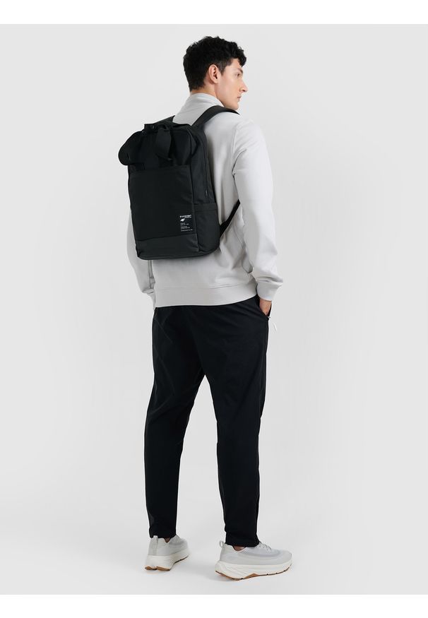 4f - 4F Plecak miejski (15 L) z kieszenią na laptop - czarny Uniwersalny. Kolor: czarny. Materiał: syntetyk, tkanina, materiał. Wzór: gładki. Styl: casual, elegancki
