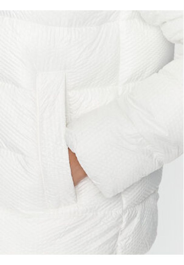 CMP Kurtka zimowa 33K3566 Biały Regular Fit. Kolor: biały. Materiał: syntetyk. Sezon: zima