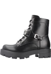 Guess - GUESS YANZY Czarny. Kolor: czarny. Materiał: syntetyk, tkanina. Styl: sportowy