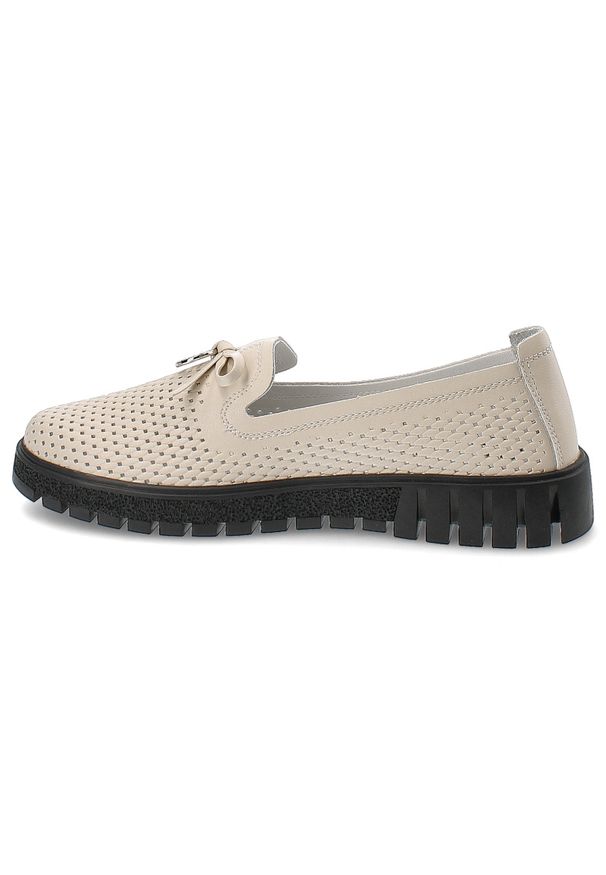 Beżowe Mokasyny Filippo Modne Wsuwane Obuwie Damskie. Okazja: na co dzień. Zapięcie: bez zapięcia. Kolor: beżowy. Materiał: materiał. Wzór: ażurowy. Styl: casual