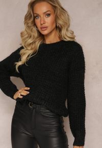 Renee - Czarny Sweter z Miękkiej Dzianiny z Warkoczykowym Splotem Eleana. Kolor: czarny. Materiał: dzianina. Długość rękawa: długi rękaw. Długość: długie. Wzór: ze splotem