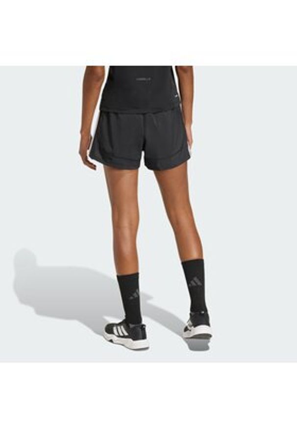 Adidas - adidas Szorty sportowe Pacer Workout Woven 2in1 KD9742 Czarny Regular Fit. Kolor: czarny. Materiał: syntetyk