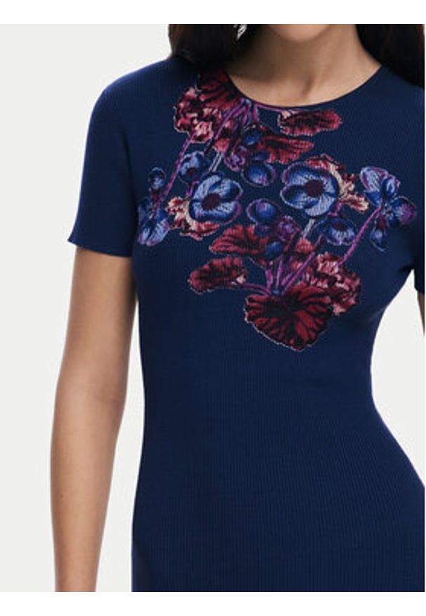 Desigual Sukienka codzienna 25SWVF13 Granatowy Slim Fit. Okazja: na co dzień. Kolor: niebieski. Materiał: wiskoza. Typ sukienki: proste. Styl: casual