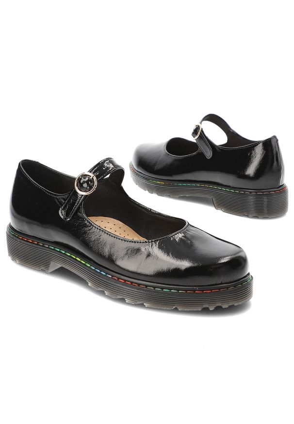 Czarne Półbuty Armodo Eleganckie Obuwie Damskie. Kolor: czarny. Materiał: lakier, skóra. Styl: elegancki