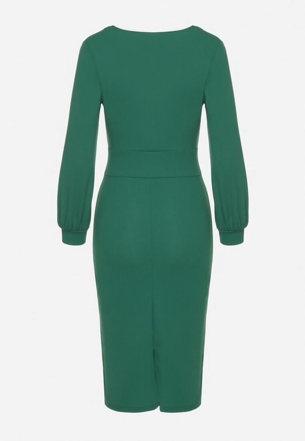 Born2be - Zielona Ołówkowa Sukienka z Kopertowym Dekoltem i Bufiastymi Rękawami Ertellia. Okazja: na ślub cywilny, na wesele, na randkę. Typ kołnierza: dekolt kopertowy. Kolor: zielony. Typ sukienki: ołówkowe, kopertowe. Styl: klasyczny