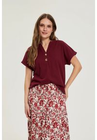 MOODO - T-shirt z bawełny burgundowy. Kolor: czerwony. Materiał: bawełna #1