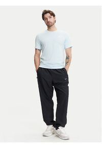 Nike T-Shirt Sportswear Club AR4997 Błękitny Regular Fit. Kolor: niebieski. Materiał: bawełna