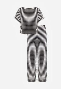 Born2be - Beżowo-Granatowy Dzianinowy Komplet z Bawełną Ozdobiony Wzorem w Paski Spodnie i Bluzka Amiphisia. Kolor: beżowy. Materiał: bawełna, dzianina. Wzór: paski, aplikacja #5