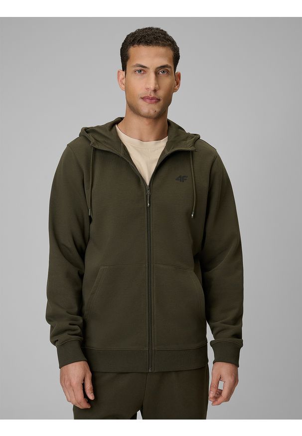 4f - 4F Bluza dresowa regular z kapturem męska - khaki S. Okazja: na co dzień. Typ kołnierza: kaptur. Kolor: oliwkowy, wielokolorowy, brązowy. Materiał: dresówka. Długość rękawa: raglanowy rękaw. Styl: casual