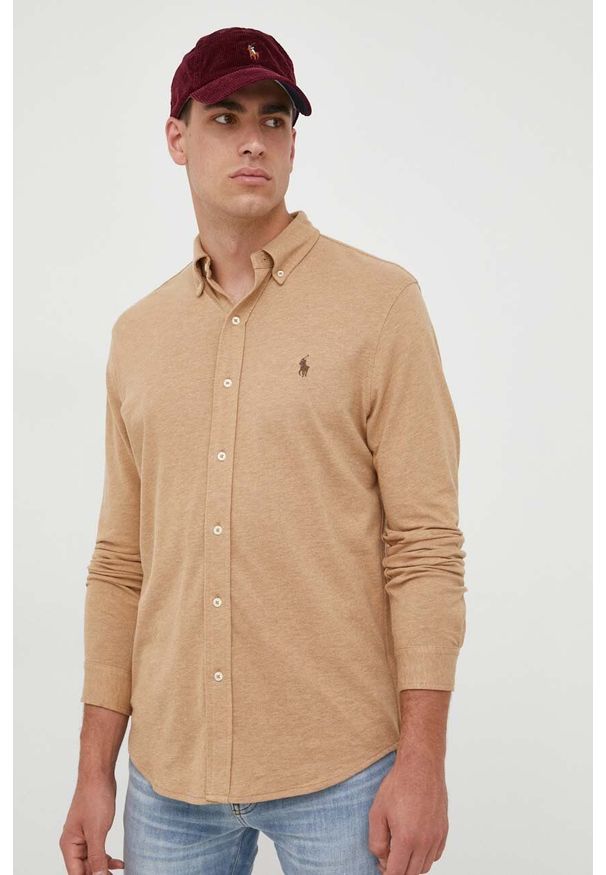 Polo Ralph Lauren koszula bawełniana męska kolor beżowy regular z kołnierzykiem button-down. Typ kołnierza: button down, polo. Kolor: beżowy. Materiał: bawełna. Długość rękawa: długi rękaw. Długość: długie. Wzór: gładki