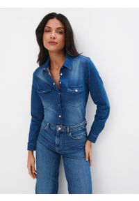 Mohito - Jeansowa koszula - Niebieski. Kolor: niebieski. Materiał: jeans #2