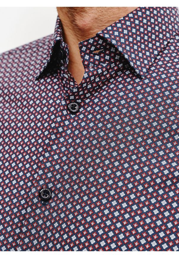 Pako Lorente - PAKO LORENTE – Męska koszula w bordowy mikrowzór. Kolor: czerwony. Materiał: bawełna, elastan. Długość rękawa: długi rękaw. Długość: długie. Sezon: wiosna, lato