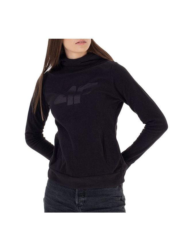 4f - Bluza 4F SS23TFLEF05120S - czarna. Okazja: na co dzień. Typ kołnierza: golf, bez kaptura. Kolor: czarny. Materiał: poliester, materiał. Wzór: napisy. Styl: casual, sportowy. Sport: golf