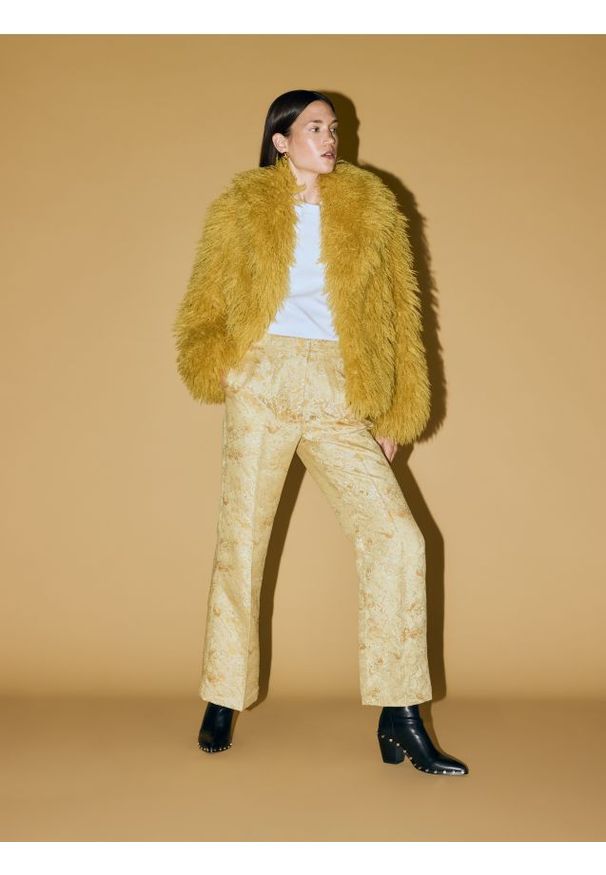 Reserved - Wzorzyste spodnie - złoty. Kolor: złoty. Materiał: tkanina, wiskoza