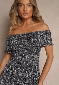 Renee - Granatowa Kwiatowa Sukienka z Bufiastymi Rękawami Lumorelle. Okazja: na co dzień. Kolor: niebieski. Wzór: kwiaty. Styl: elegancki, klasyczny, casual