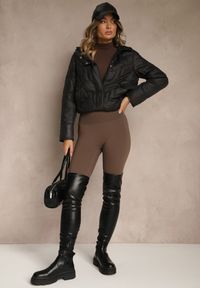 Renee - Czarna Kurtka Przejściowa z Kapturem w Oryginalne Pikowane Przeszycia Arivitta. Okazja: na spacer. Typ kołnierza: kaptur. Kolor: czarny. Materiał: poliester, jeans #4