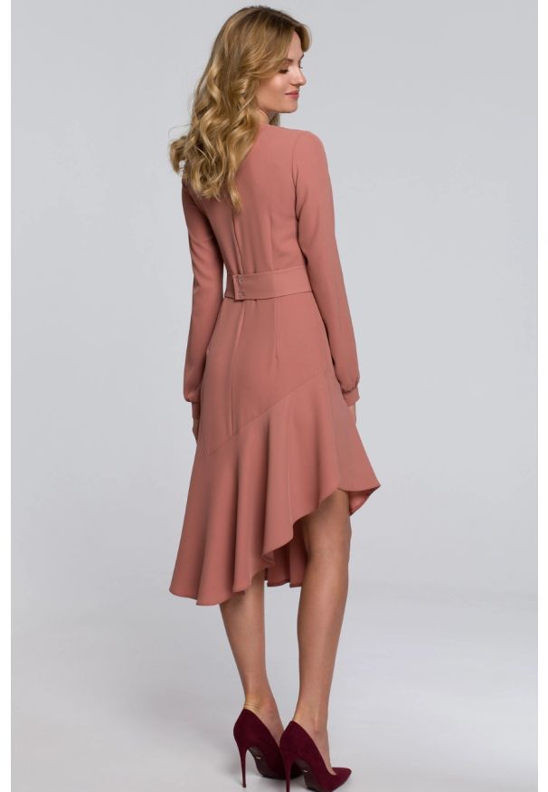 Sukienki.shop - Asymetryczna sukienka z falbaną w stylu flamenco. Typ sukienki: asymetryczne