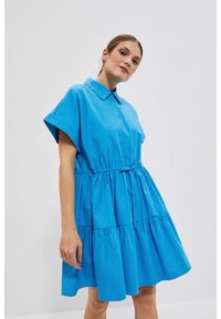 MOODO - Koszulowa sukienka z falbaną. Materiał: bawełna, poliester. Typ sukienki: koszulowe #1