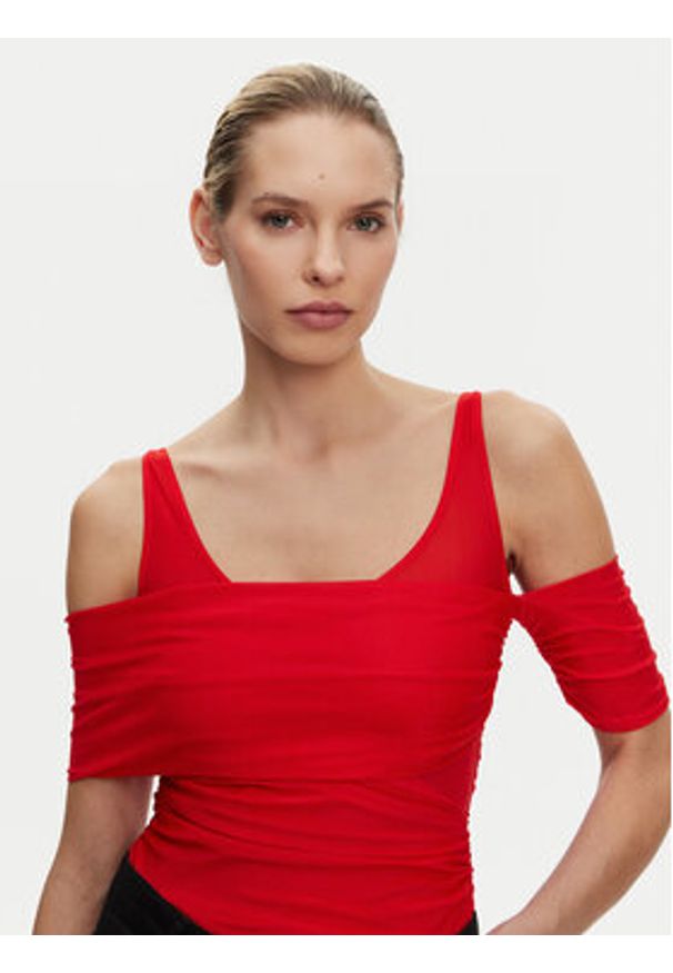 Pinko - PINKO Body Bella 104832 A2H1 Czerwony Regular Fit. Kolor: czerwony. Materiał: syntetyk