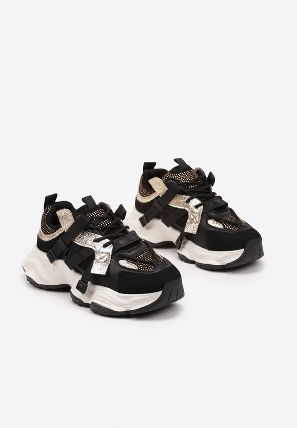 Born2be - Czarne Sneakersy Streetwearowe na Grubej Podeszwie Zdobione Cyrkoniami Finlivis. Okazja: na co dzień. Kolor: czarny. Materiał: jeans. Wzór: aplikacja. Obcas: na platformie