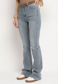 Born2be - Niebieskie Bawełniane Jeansy Typu Dzwony Tilassia. Okazja: na co dzień. Kolor: niebieski. Styl: casual