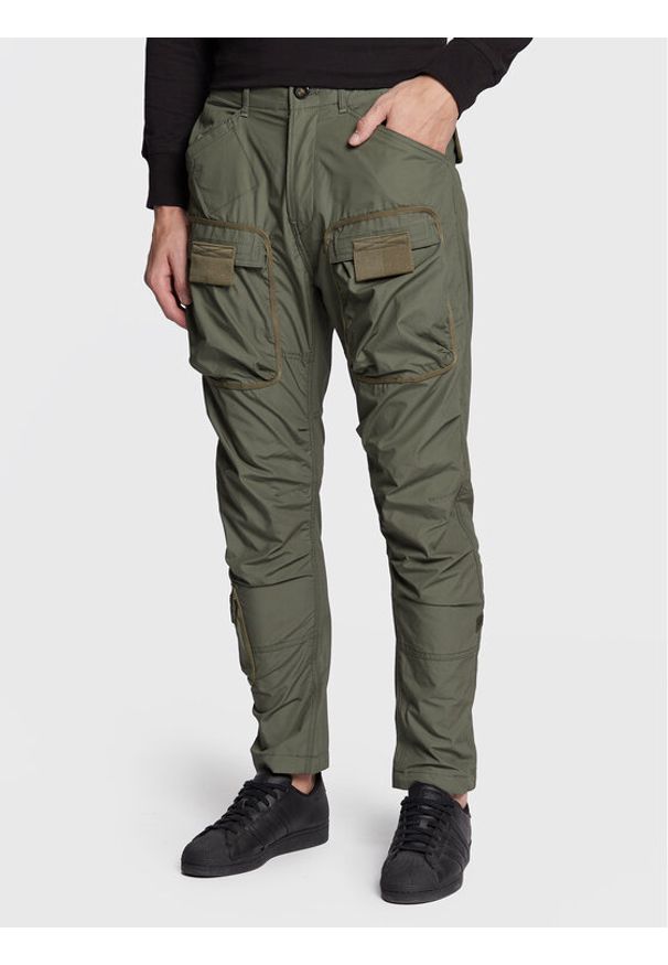 G-Star RAW - G-Star Raw Spodnie materiałowe 3D Cargo D19756-A790-8165 Zielony Regular Fit. Kolor: zielony. Materiał: bawełna