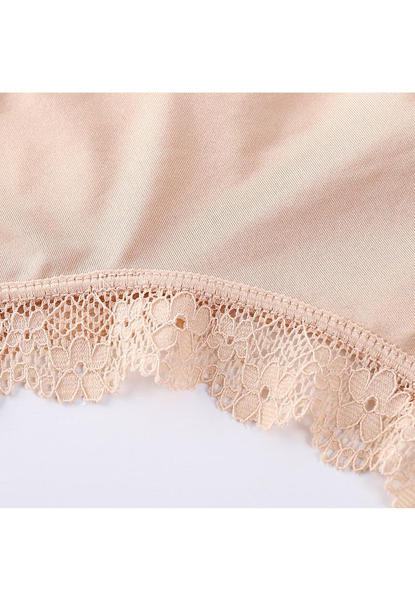 Intica - figi z wycięciem koronkowe eleganckie Friedlinde. Kolor: czerwony. Materiał: koronka