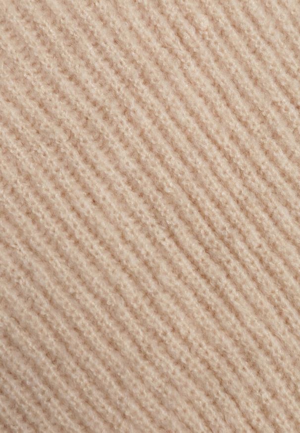 Renee - Beżowy Golf Oversize Malia. Okazja: na co dzień. Typ kołnierza: golf. Kolor: beżowy. Materiał: jeans, skóra, dzianina, wiskoza. Długość rękawa: długi rękaw. Długość: długie. Wzór: prążki, ze splotem. Styl: casual, klasyczny