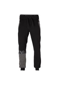 SPALDING - Spodnie do biegania Spalding Street Long. Kolor: czarny. Materiał: dresówka. Sport: koszykówka #1