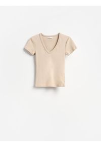 Reserved - T-shirt z bawełną - beżowy. Kolor: beżowy. Materiał: bawełna