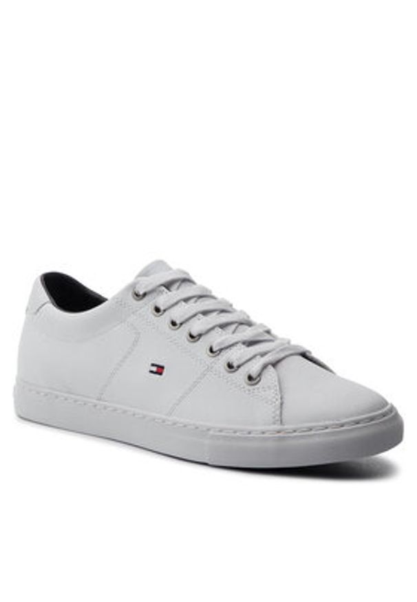 TOMMY HILFIGER - Tommy Hilfiger Sneakersy Essential Leather Sneaker FM0FM02157 Biały. Kolor: biały. Materiał: skóra
