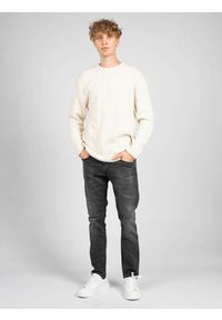 Guess Sweter "C-Neck" | 0BH530 5584ZT | Mężczyzna | Czarny. Okazja: na co dzień. Kolor: czarny. Materiał: wełna, poliamid, kaszmir. Wzór: aplikacja. Styl: casual #1