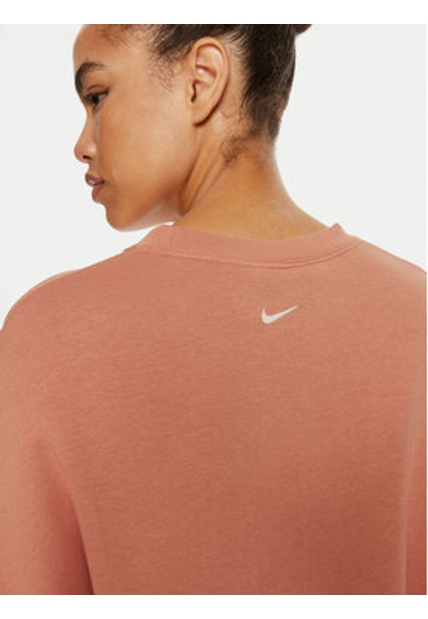 Nike Bluza FZ4631 Brązowy Regular Fit. Kolor: brązowy. Materiał: bawełna