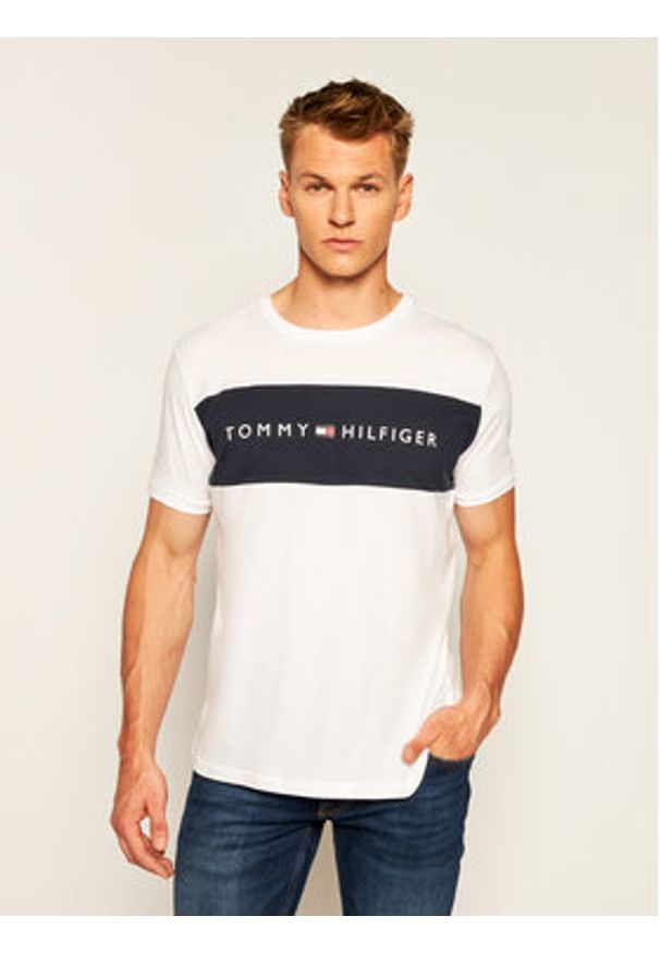 TOMMY HILFIGER - T-Shirt Tommy Hilfiger. Kolor: biały. Materiał: bawełna