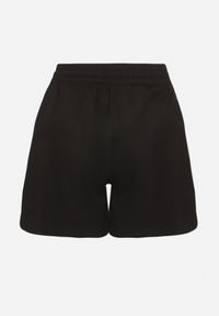 Born2be - Czarne Dresowe Szorty o Prostym Kroju z Wiązaniem i Kieszeniami Foladea. Okazja: na co dzień, na spacer. Kolor: czarny. Materiał: dresówka. Styl: klasyczny, casual #7