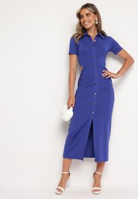 Born2be - Granatowa Sukienka Koszulowa z Wycięciami w Talii i i Marszczeniami Zapinana na Guziki Quvlea. Okazja: na co dzień. Kolor: niebieski. Materiał: wiskoza, jeans. Typ sukienki: koszulowe. Styl: casual #6