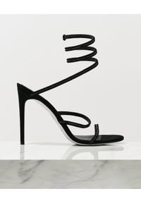 RENE CAOVILLA - Czarne zamszowe szpilki Cleo. Nosek buta: okrągły. Kolor: czarny. Materiał: zamsz. Wzór: aplikacja. Obcas: na szpilce #3